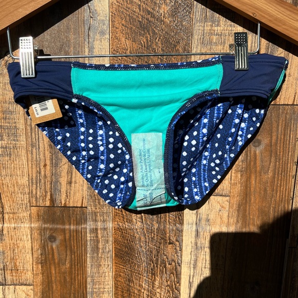 NEW Title Nine Bikini Swimsuit Swim Complete Set Top + Bottom - Picture 8 of 10